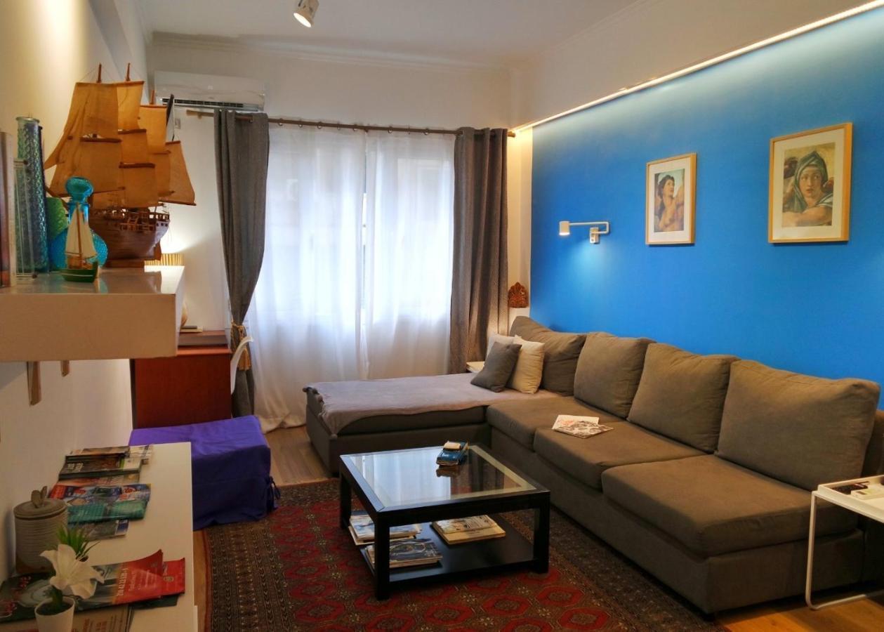 Daire Royal Blue Grand No 3 *